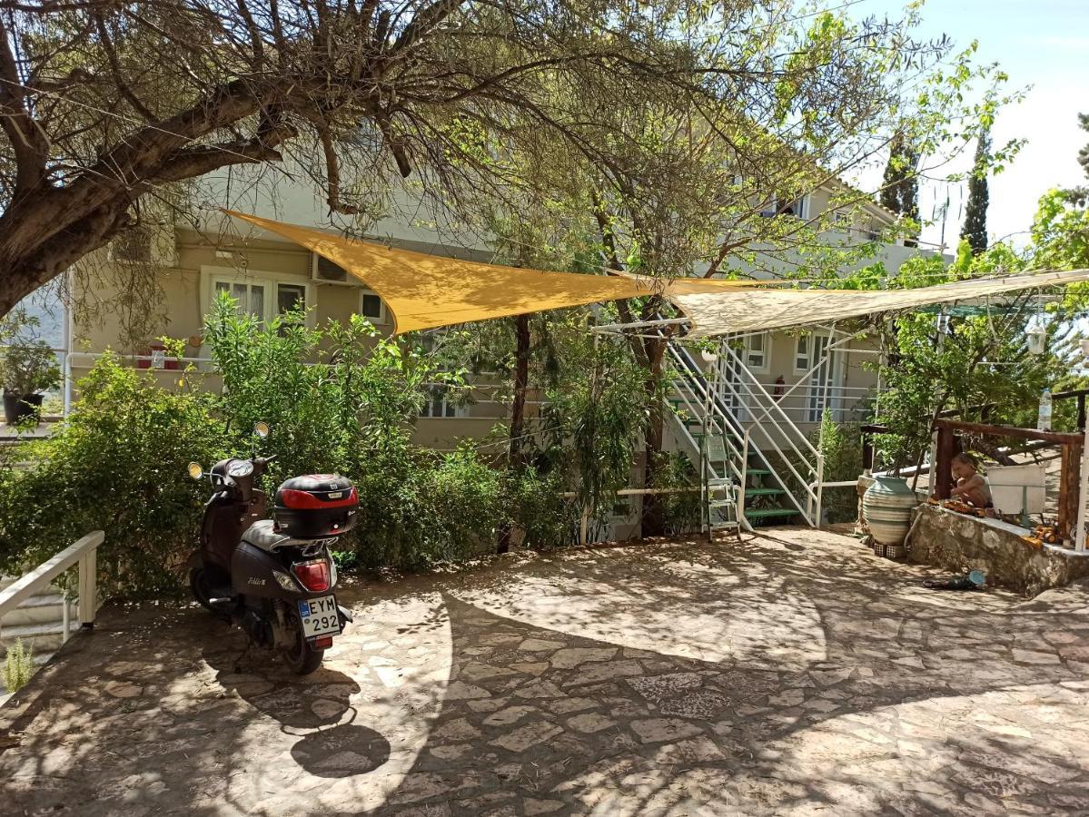 Heras Garden Vasiliki  Luaran gambar