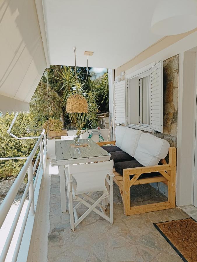 Heras Garden Vasiliki  Luaran gambar